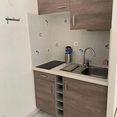 Charmant Studio A Heliopolis Fgh Avec Parking *